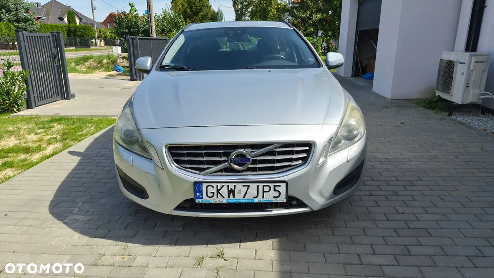 Volvo V60 D3 Geartronic Summum - 6