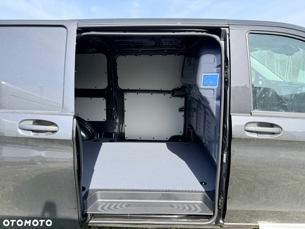 Mercedes-Benz Vito - 9