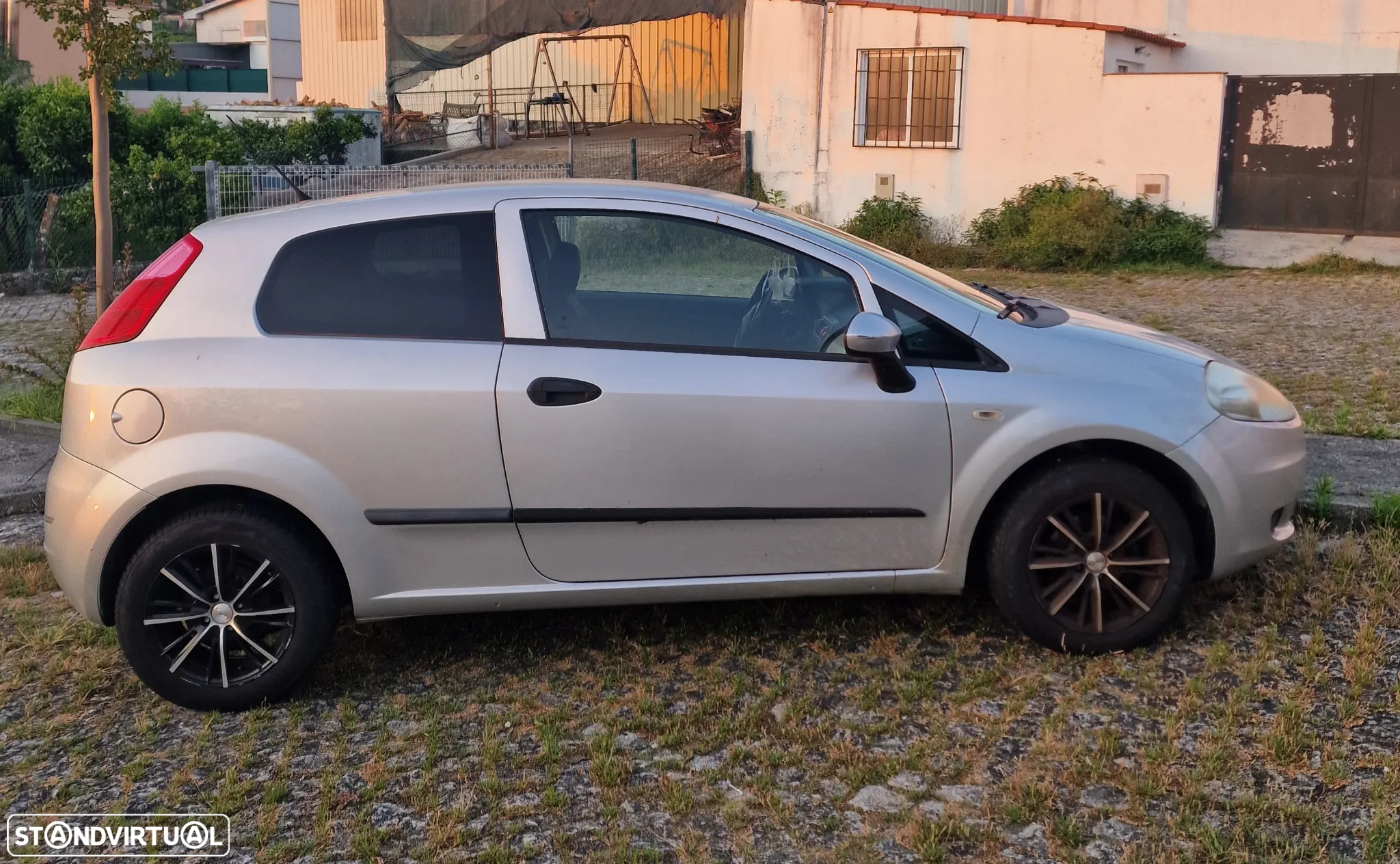 Fiat Grande Punto - 4