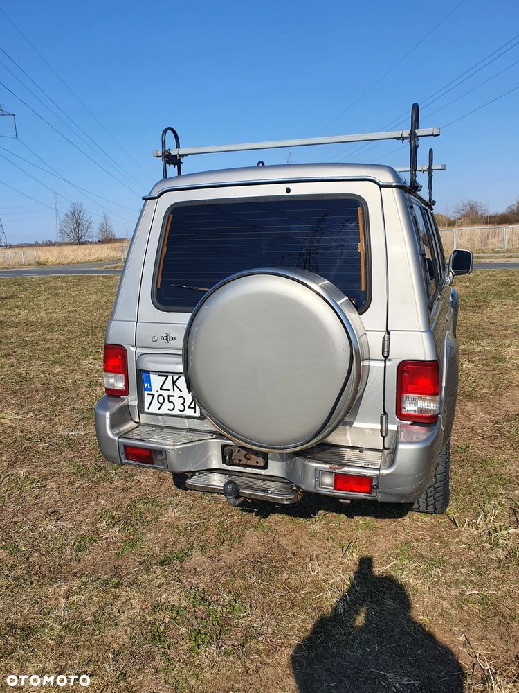 Hyundai Galloper - 4