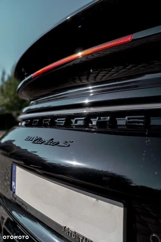 Porsche 911 Turbo S - 5