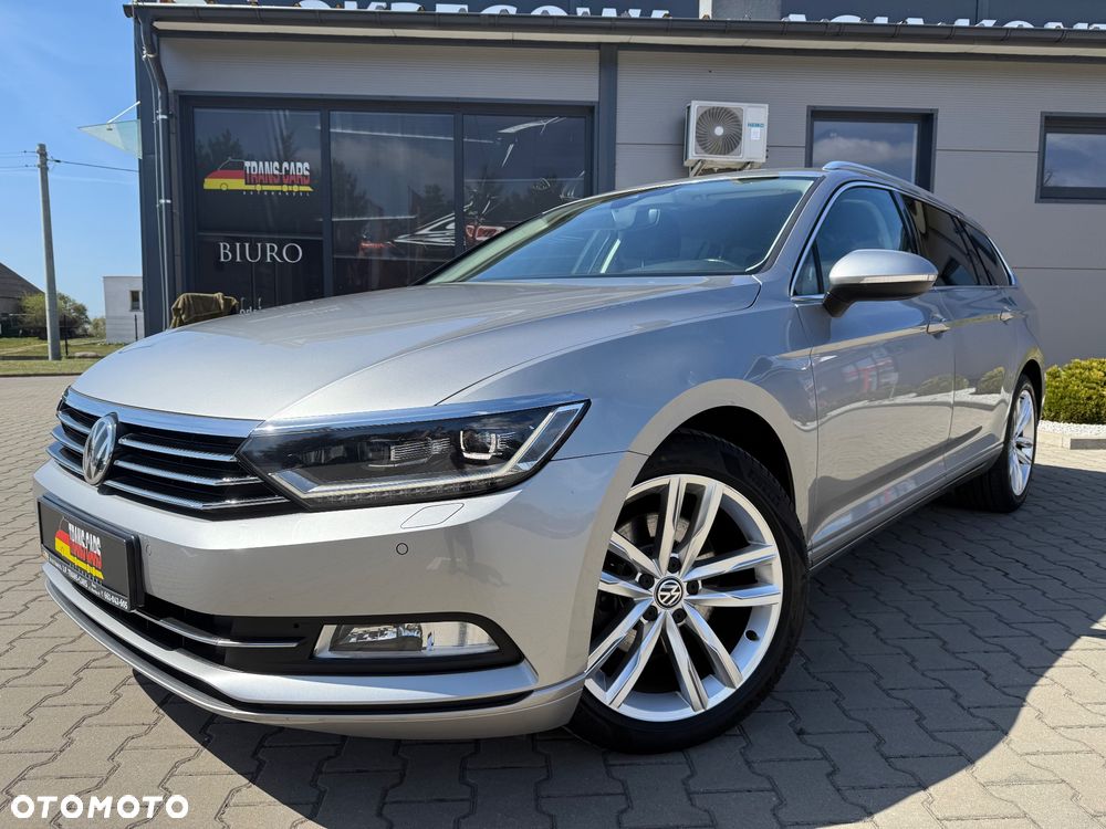 Volkswagen Passat 2.0 TDI (BlueMotion Technology) DSG Highline - 1