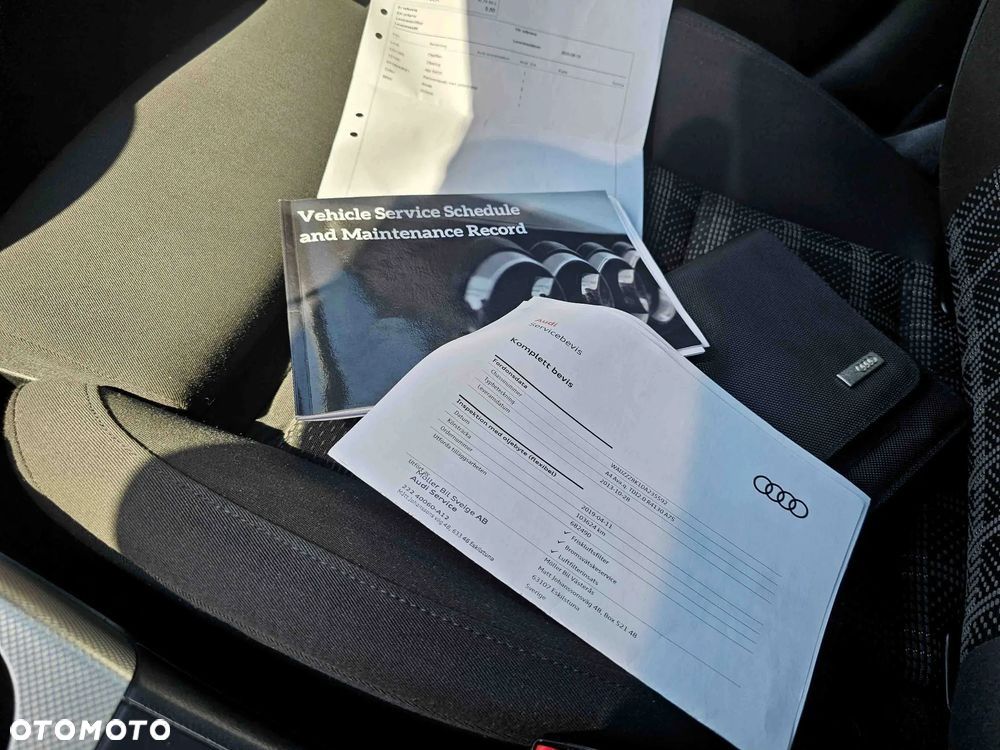 Audi A4 Avant 2.0 TDI Quattro S tronic - 22
