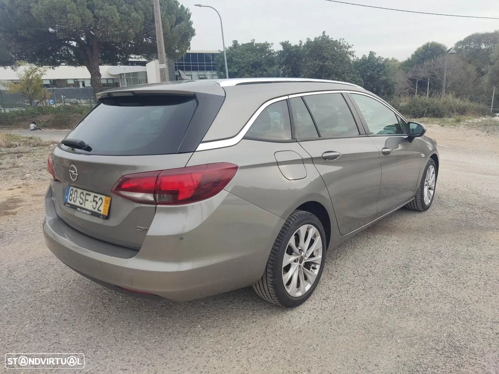 Opel Astra Sports Tourer - 4