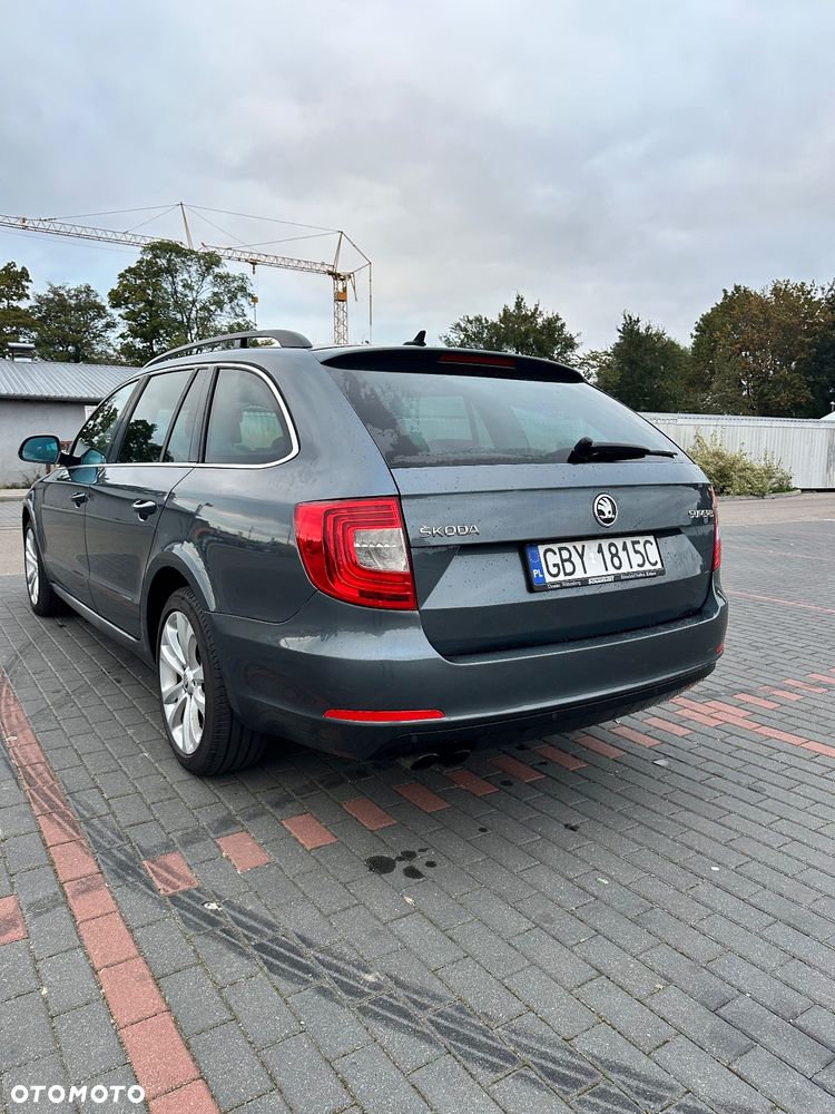 Skoda Superb 2.0 TDI Active DSG - 7