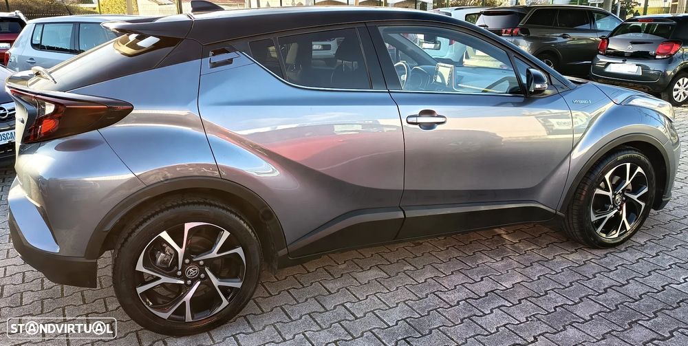 Toyota C-HR 1.8 Hybrid Square Collection - 21