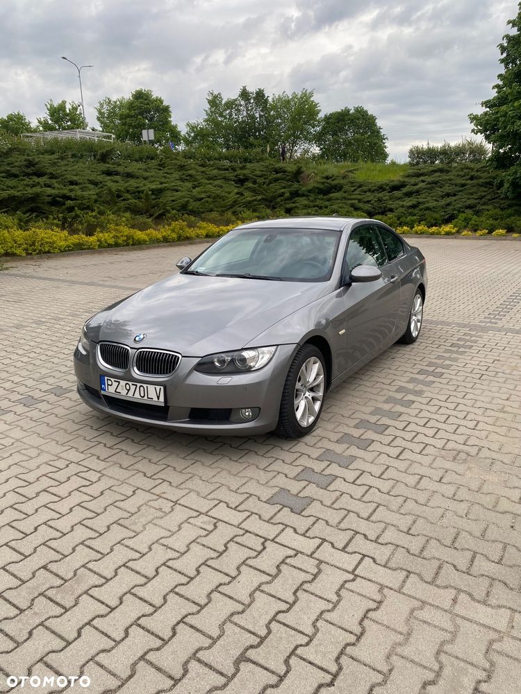 BMW Seria 3 320i - 1