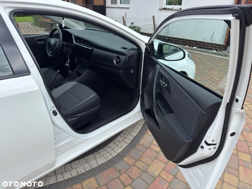 Toyota Auris 1.33 VVT-i Active - 25