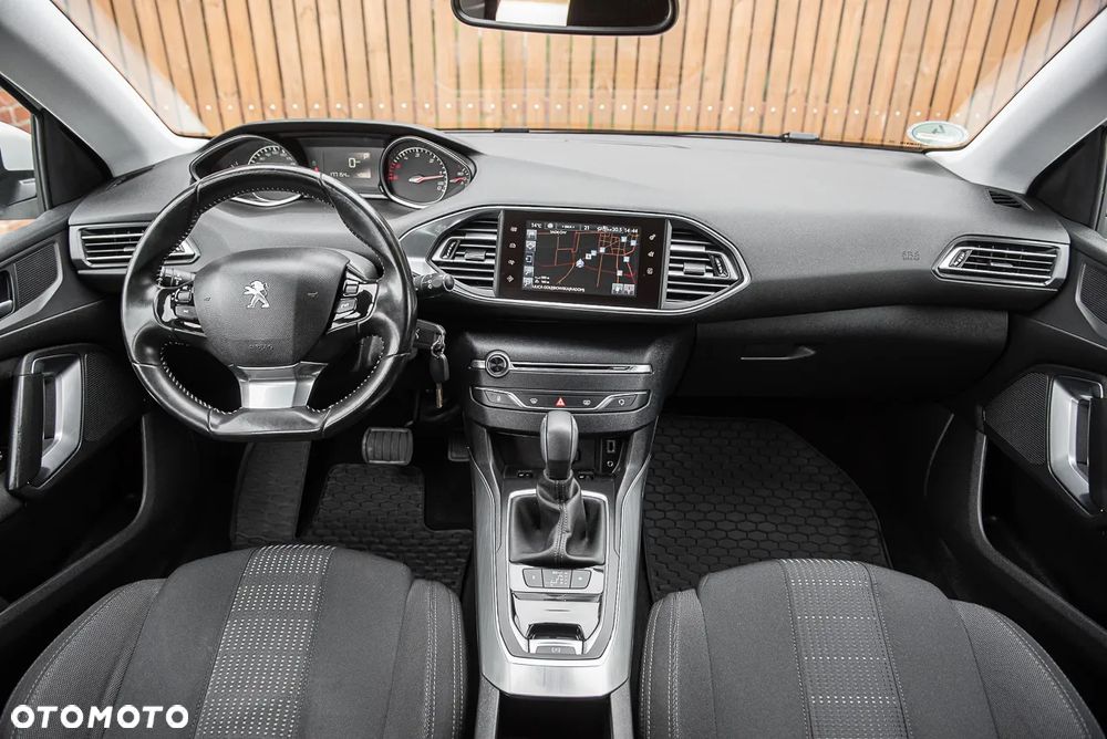 Peugeot 308 BlueHDi 150 EAT6 Stop & Start Allure - 14