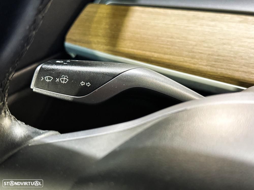 Tesla Model 3 Performance Dual Motor AWD - 40