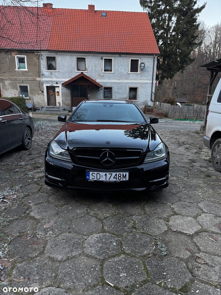 Mercedes-Benz Klasa C 250 CGI BlueEff - 1