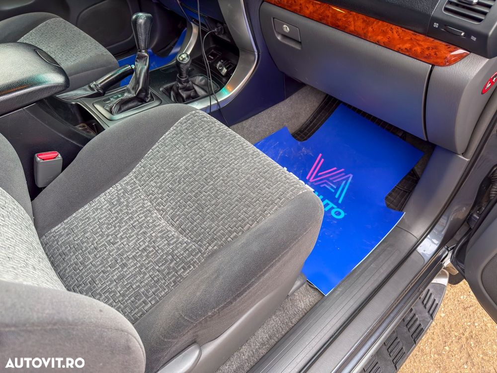 Toyota Land Cruiser D-4D Automatik - 27