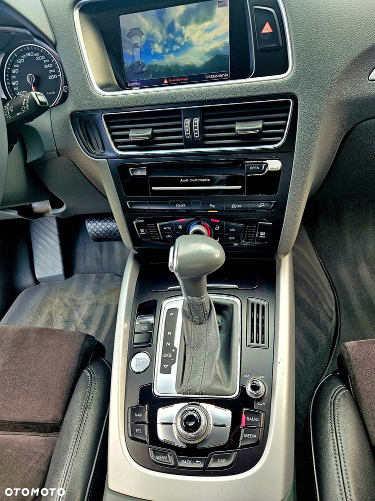 Audi Q5 2.0 TDI S tronic - 9