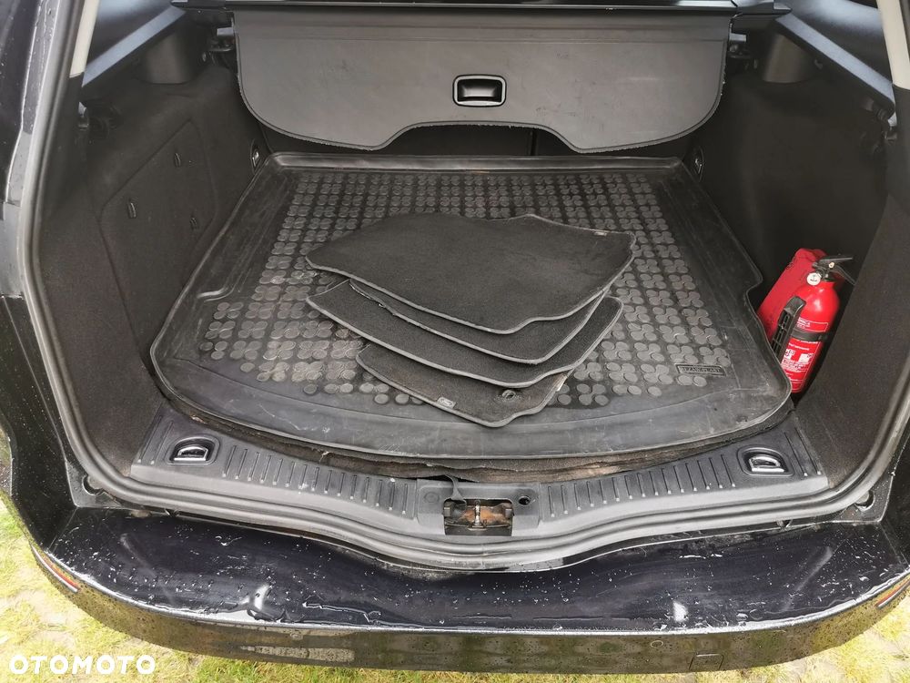 Ford Mondeo Turnier 2.2 TDCi Titanium - 16