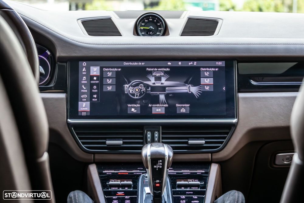 Porsche Cayenne Coupé E-Hybrid - 46