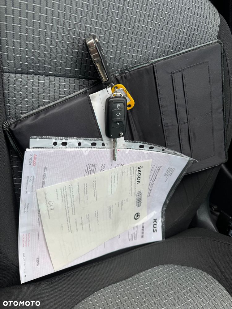 Skoda Superb 2.0 TDI 4x4 DSG Ambition - 31