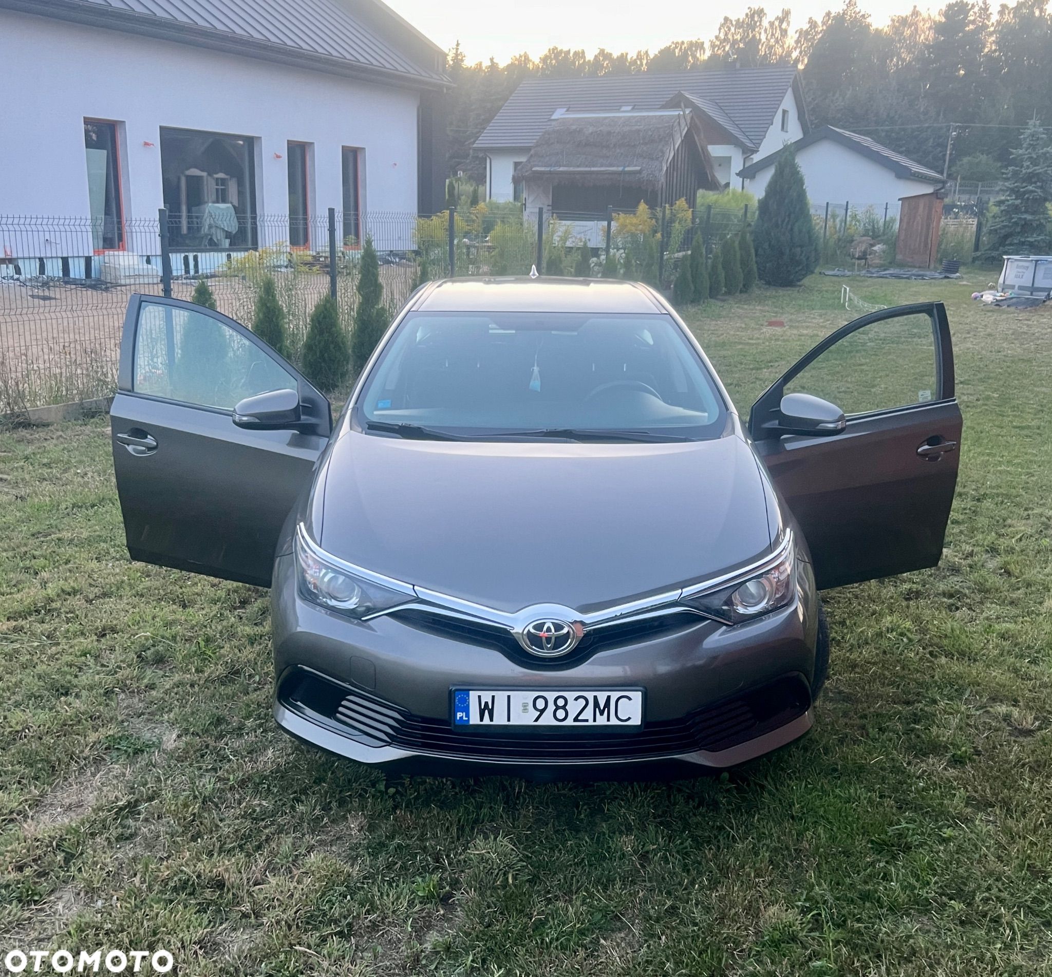 Toyota Auris 1.6 Active - 1