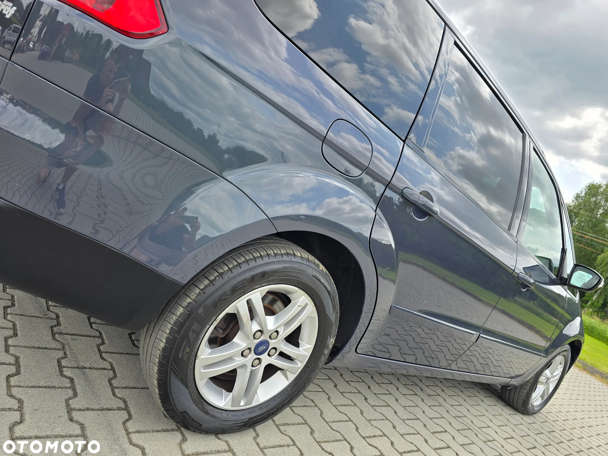 Ford Galaxy - 32