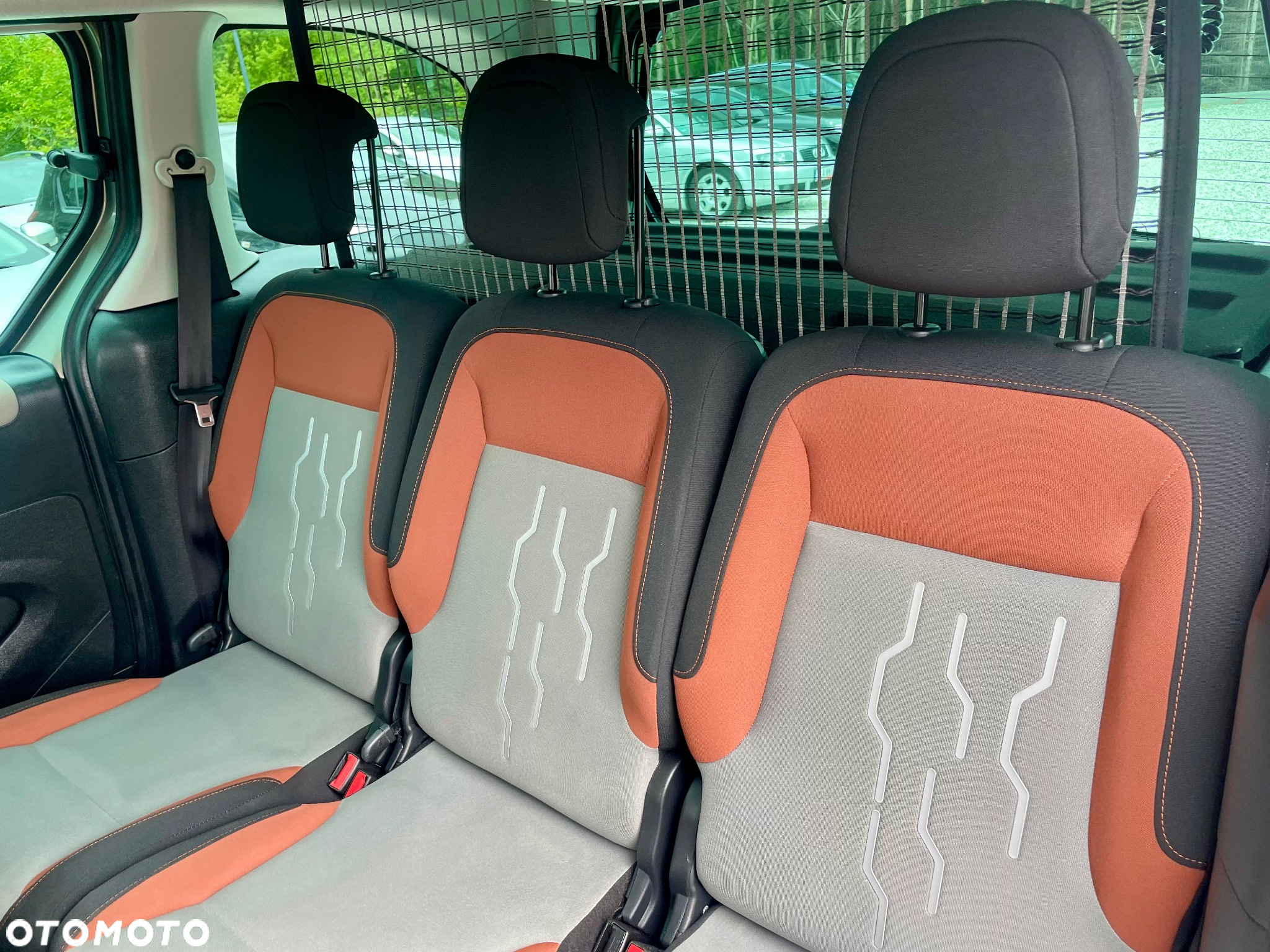 Peugeot Partner Tepee 120 VTi Style - 23