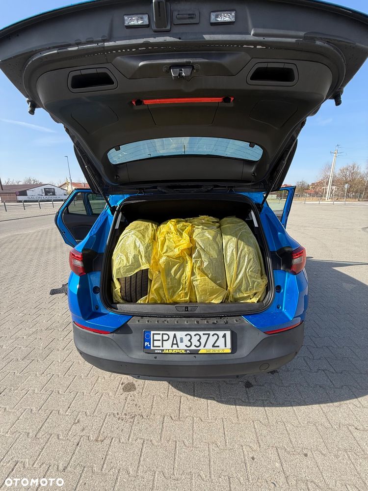 Opel Grandland 1.2 T Business Edition S&S - 8
