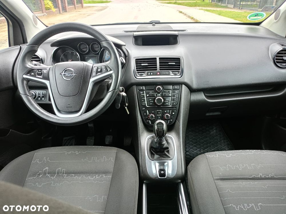 Opel Meriva - 10