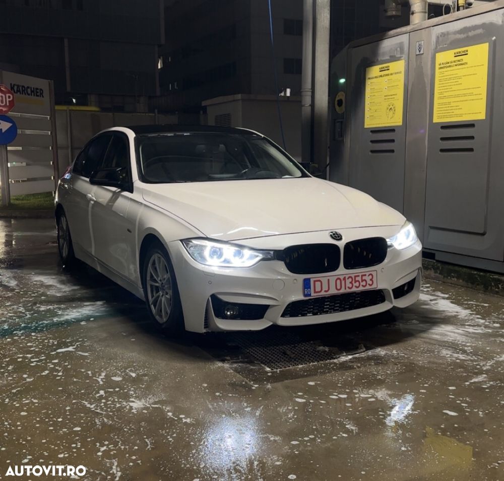 BMW Seria 3 318d Aut. Luxury Line - 1