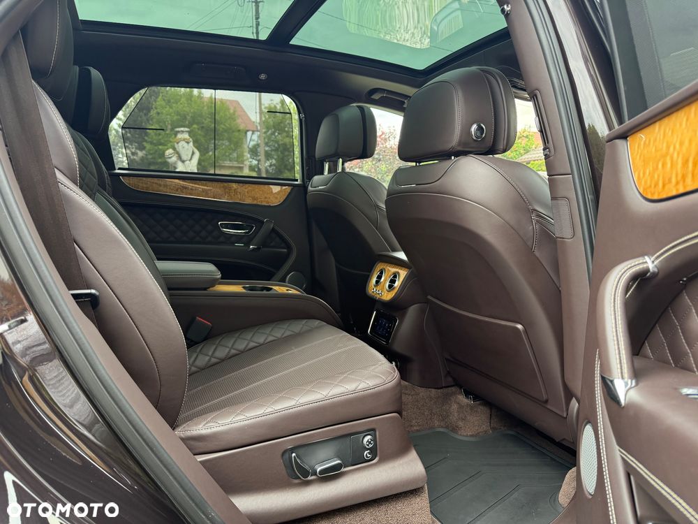 Bentley Bentayga - 11