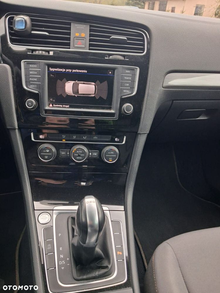 Volkswagen Golf 1.4 TSI BlueMotion Technology DSG Allstar - 11