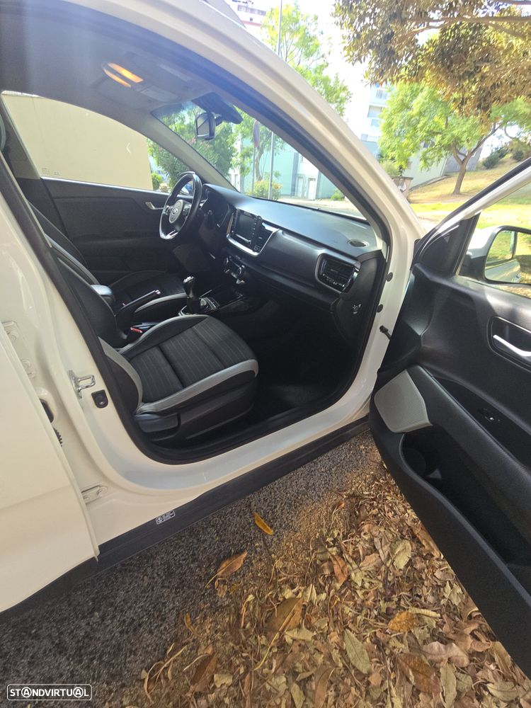 Kia Stonic 1.0 T-GDI Drive - 14