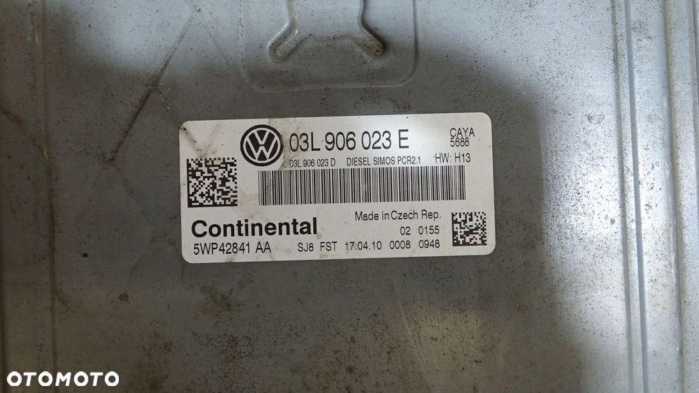 KOMPUTER SILNIKA VOLKSWAGEN POLO V 1.6TDI 03L906023D - 2