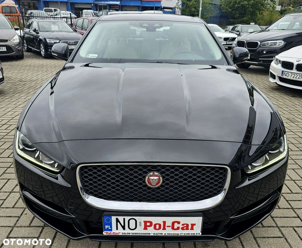 Jaguar XE 2.0 D AWD Portfolio - 2