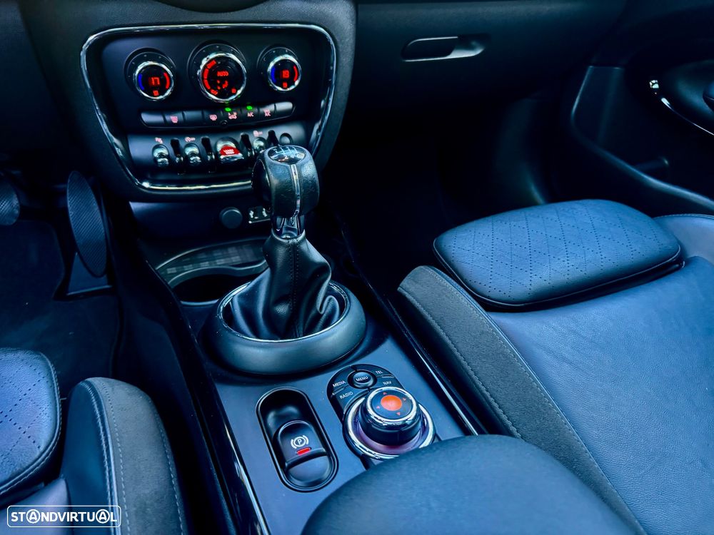 MINI Clubman Cooper D - 16