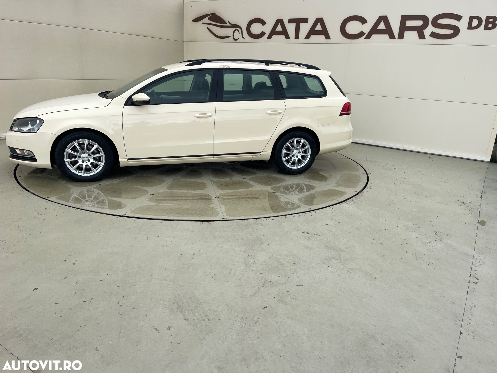 Volkswagen Passat 2.0 TDI BlueMotion Tehnology DSG Trendline - 8