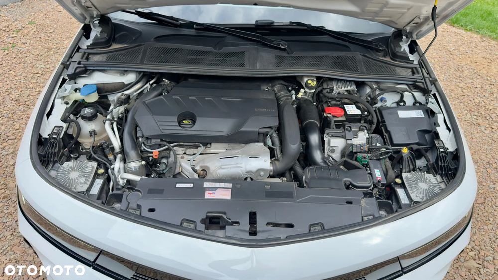 Opel Astra 1.6 T Plug-in Hybrid GS - 22