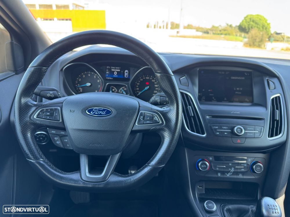 Ford Focus 1.0 EcoBoost ST-Line - 5