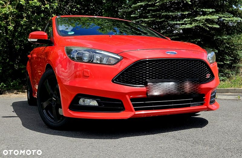 Ford Focus 2.0 TDCi ST - 11