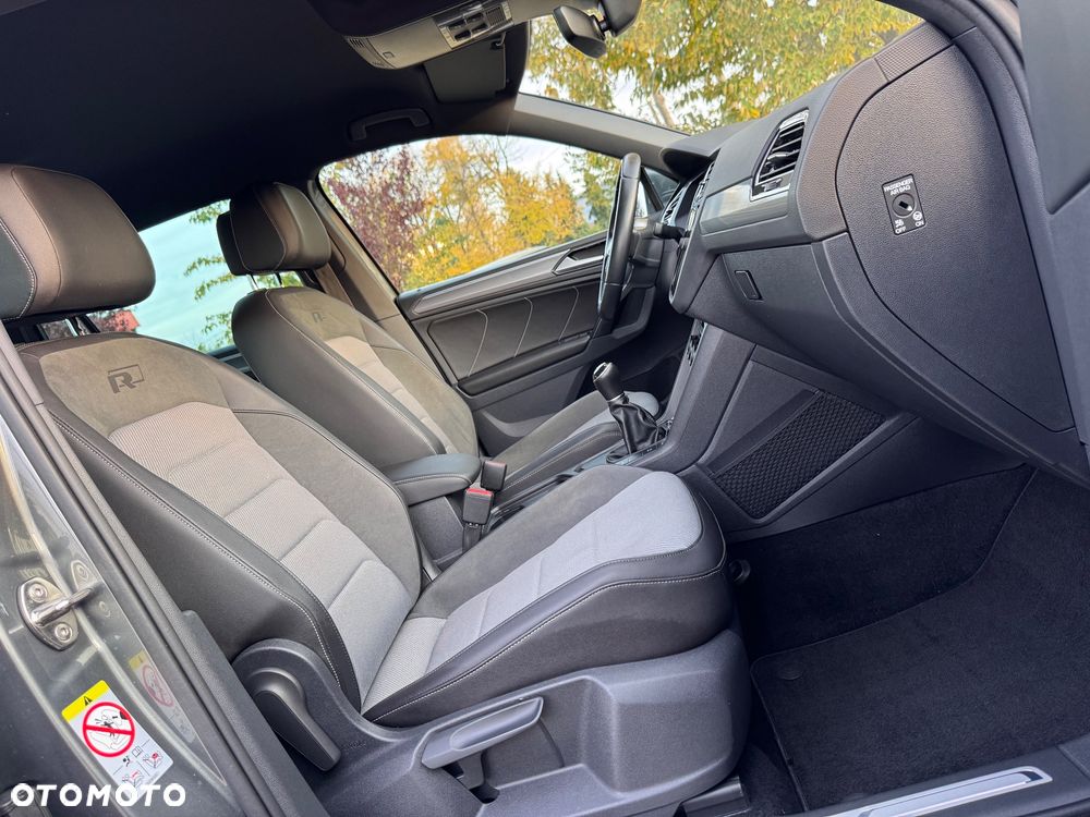 Volkswagen Tiguan - 24