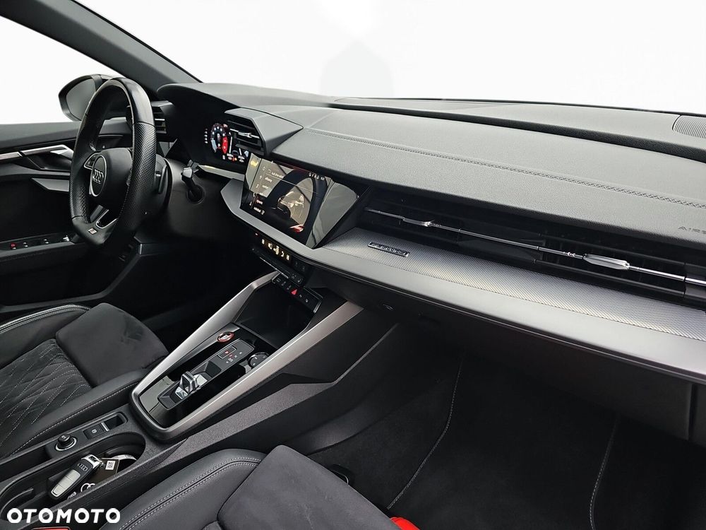 Audi S3 Sportback - 25