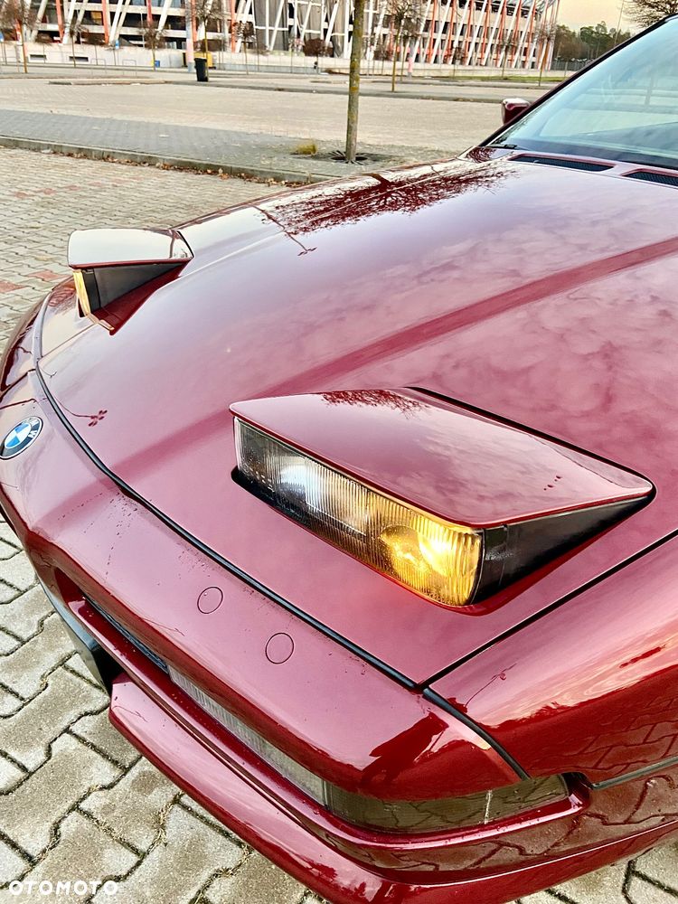 BMW Seria 8 - 32