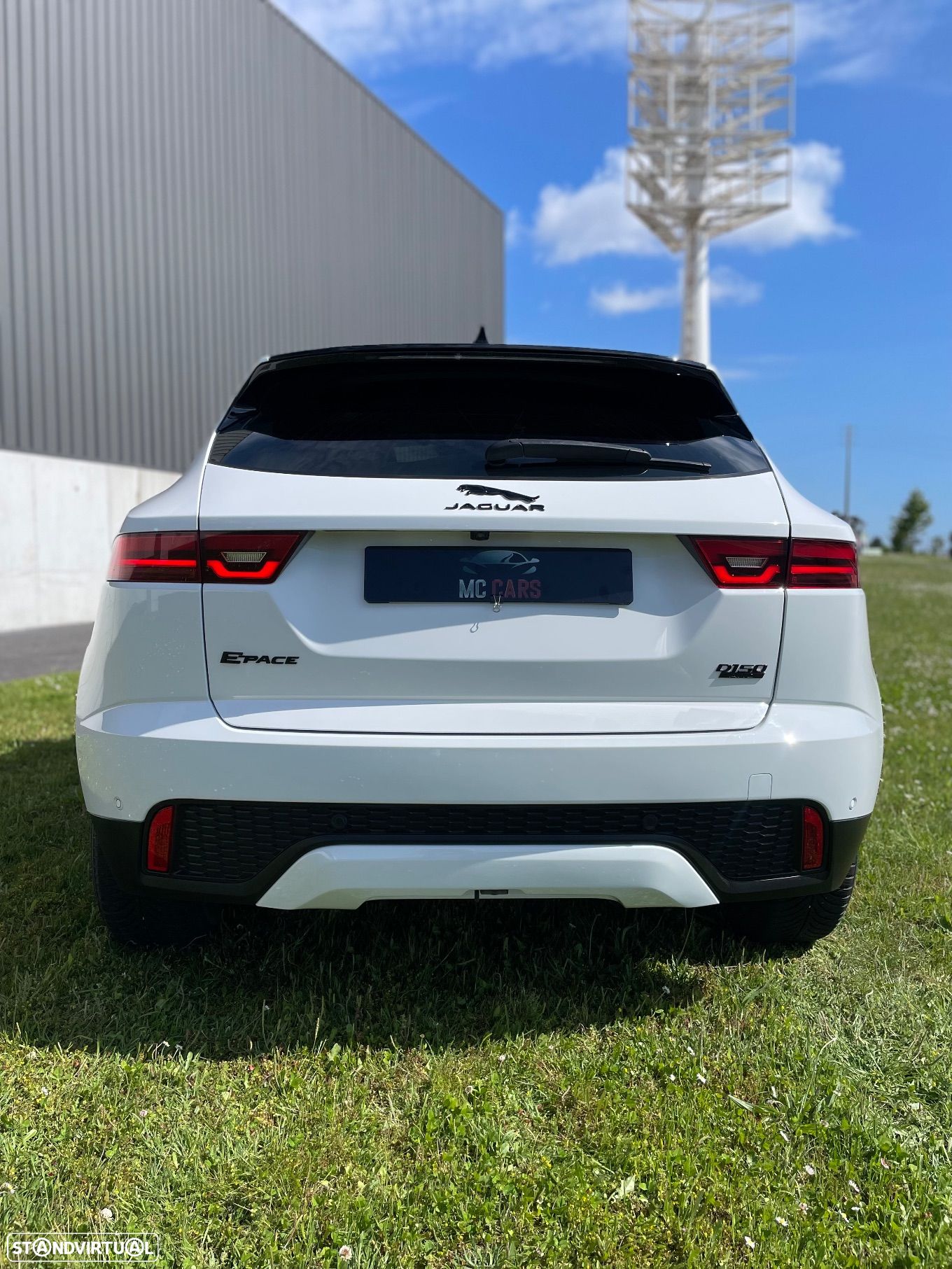 Jaguar E-Pace 2.0 i4D R-Dynamic S AWD Aut. - 5
