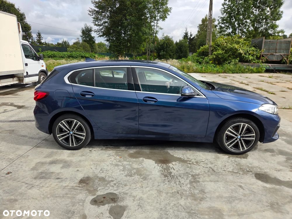 BMW Seria 1 116i - 5