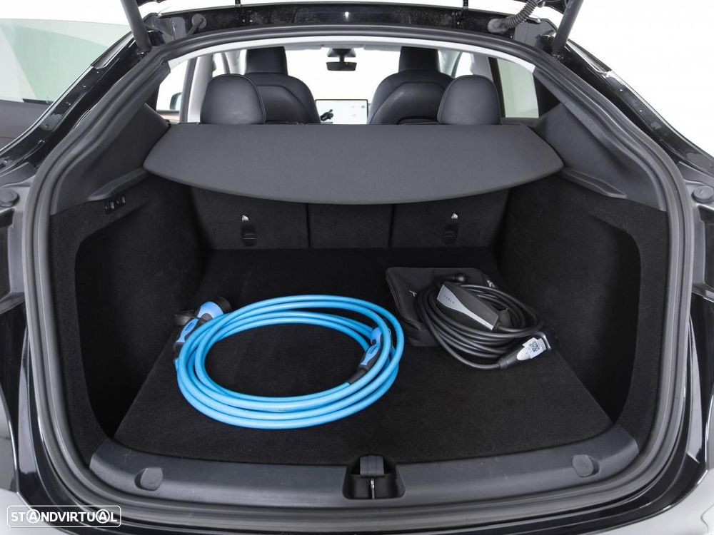 Tesla Model Y Performance Dual Motor AWD - 15