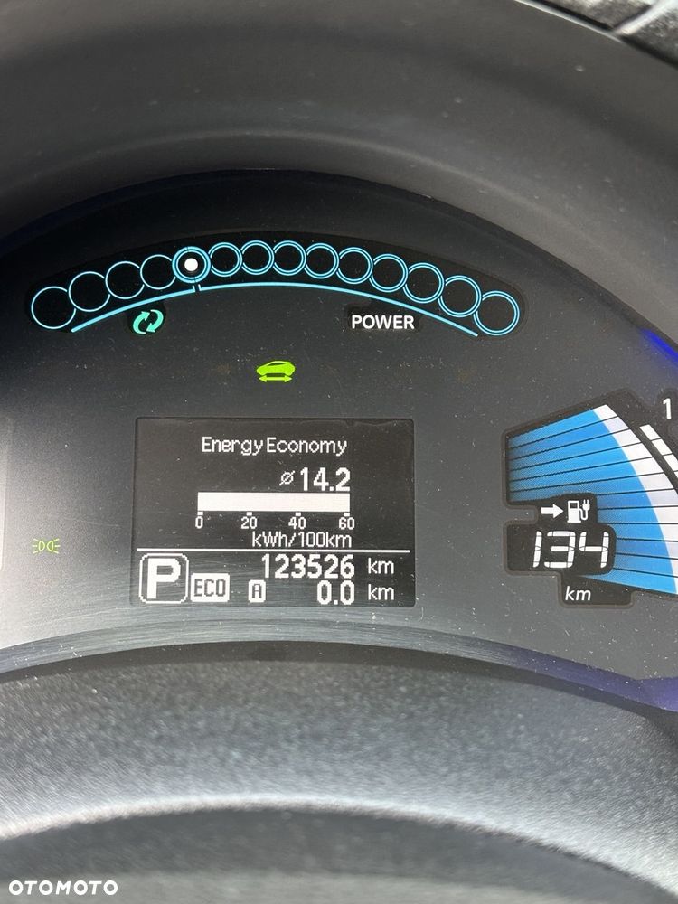 Nissan Leaf 24kWh Tekna - 16