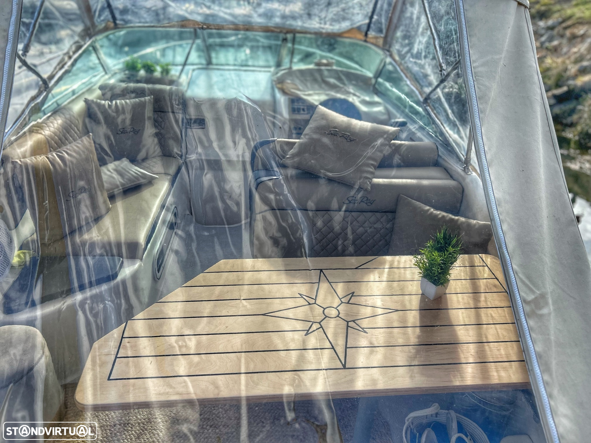 Sea Ray Sundancer 250 - 11