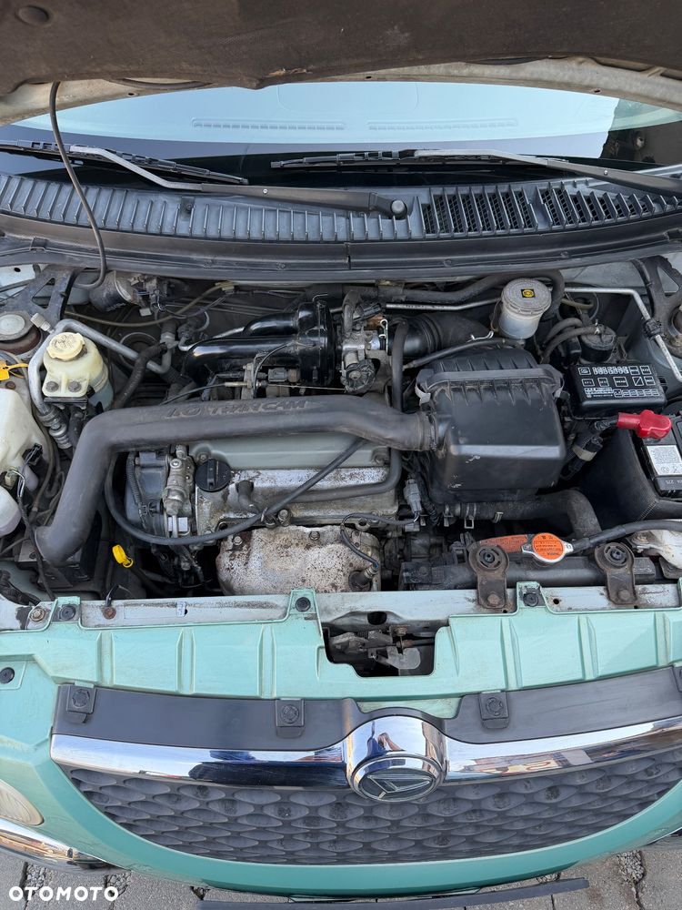 Daihatsu Sirion - 16