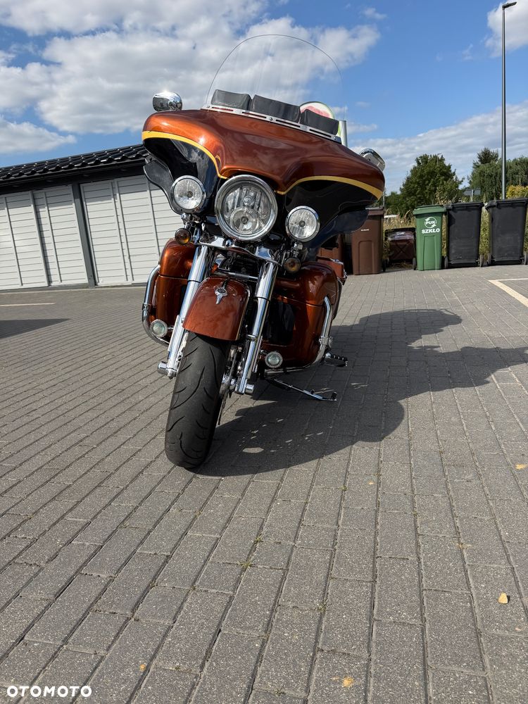 Harley-Davidson FLH Electra Glide - 10