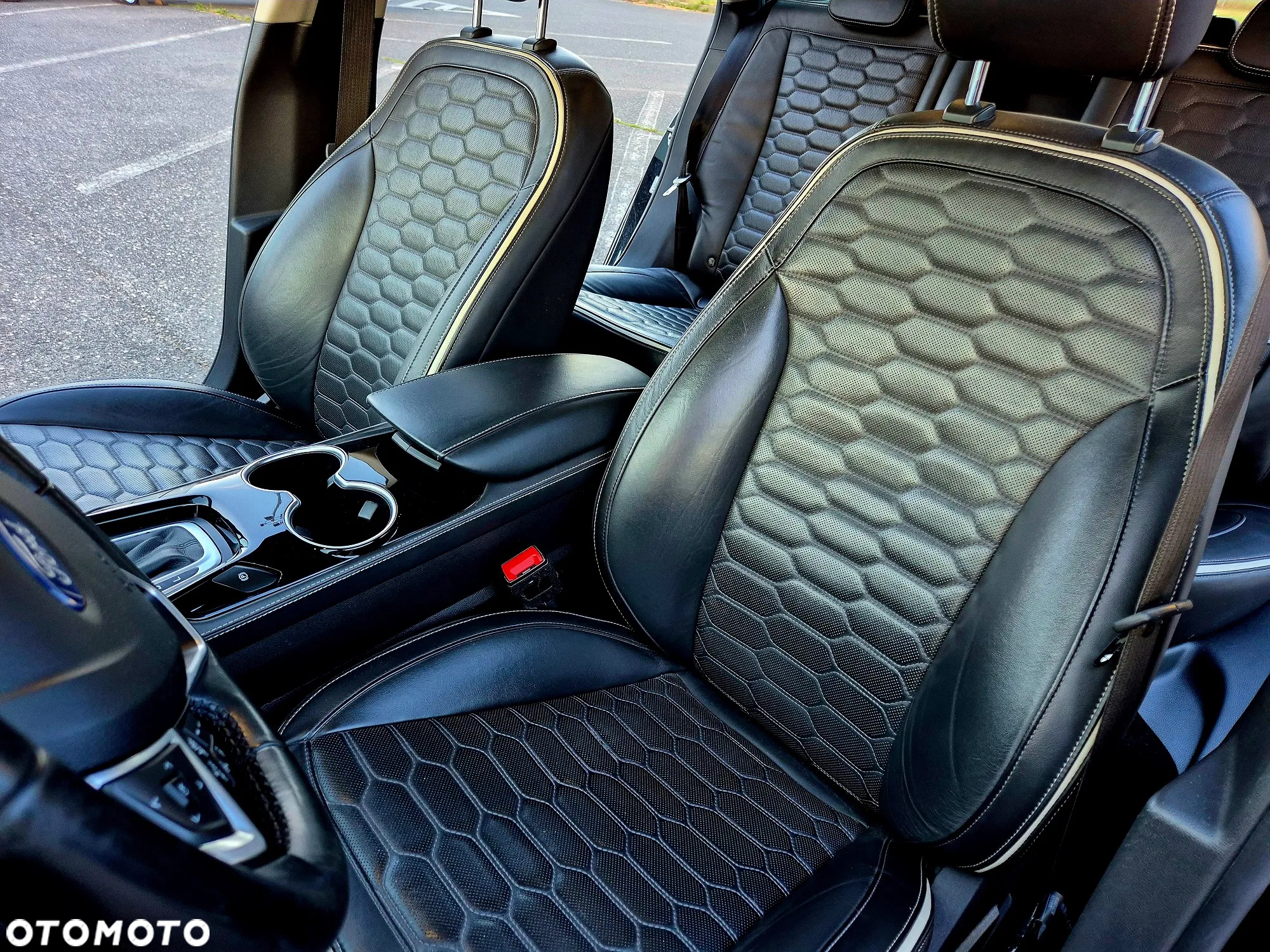 Ford Mondeo 2.0 Hybrid Vignale - 17