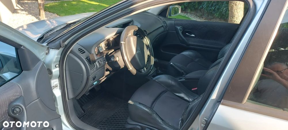 Renault Laguna 1.8 Privilege - 5