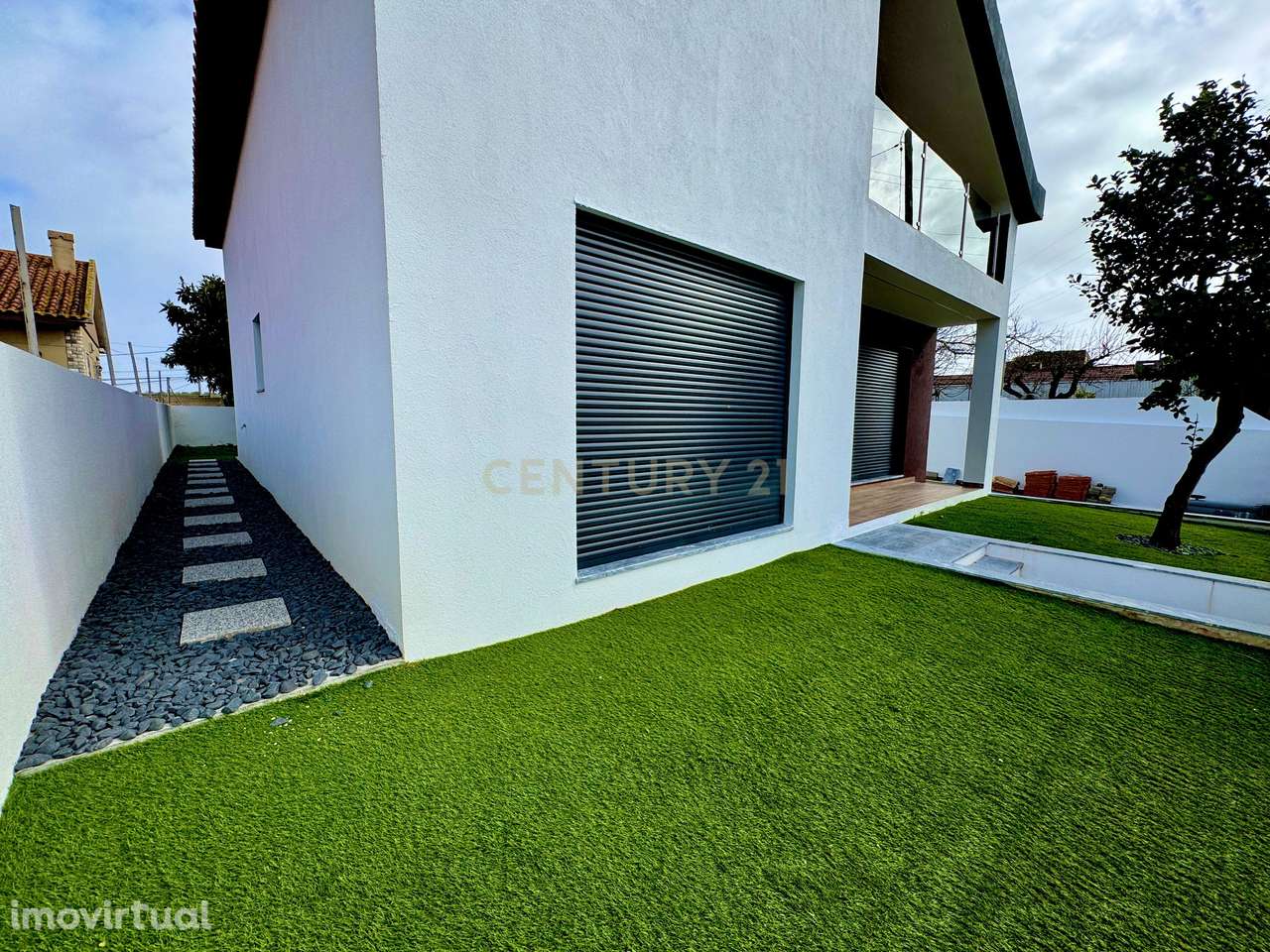 Moradia Isolada T4 em Corroios, Seixal - Oportunidade Única! - Grande imagem: 5/47