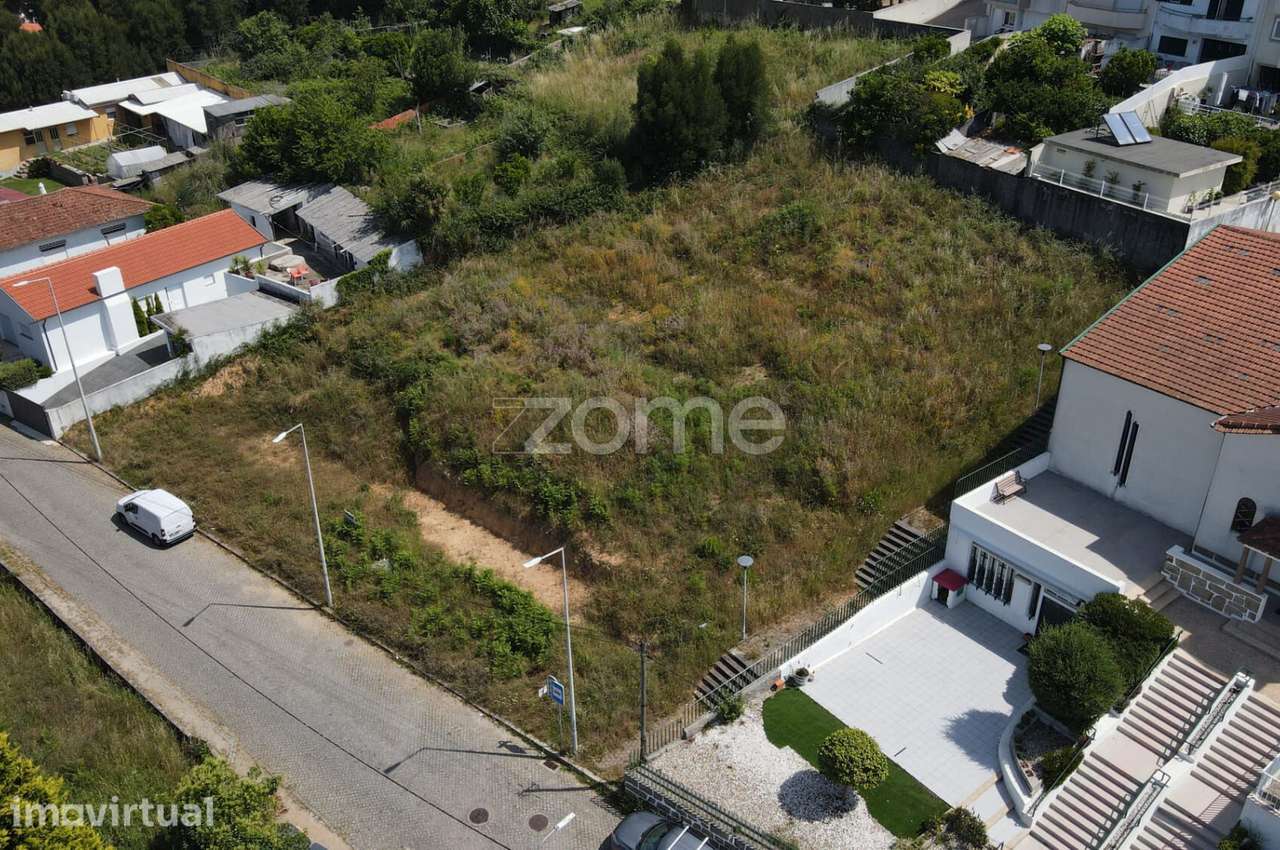 Lote terreno em Pedroso - Grande imagem: 3/10
